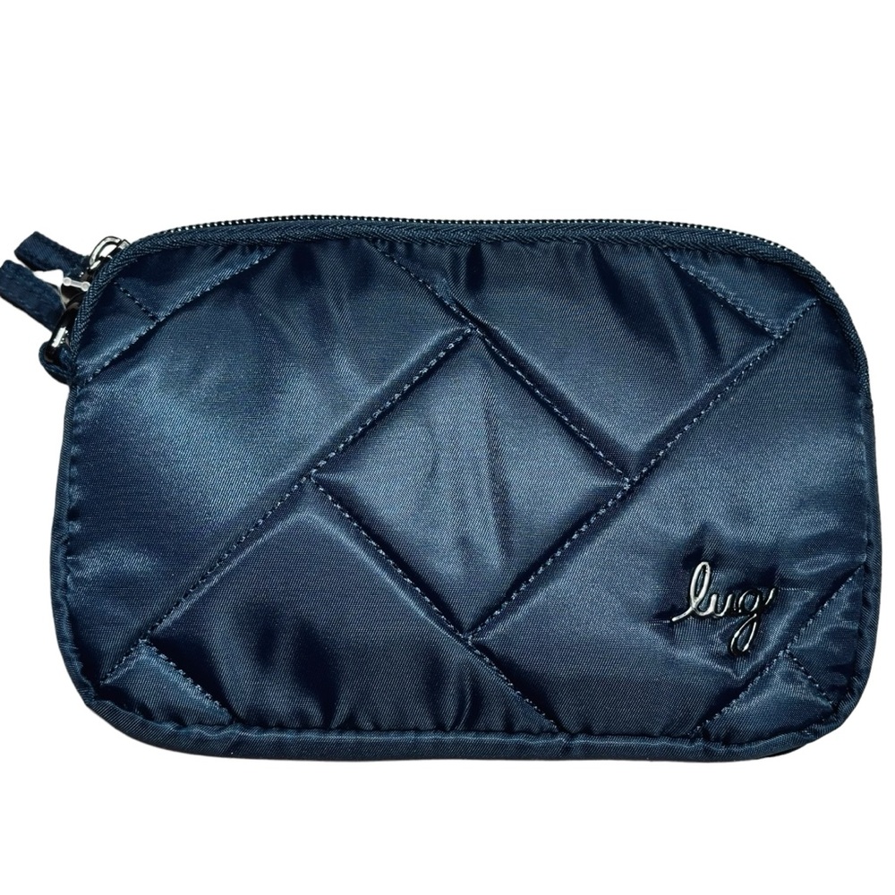 💙Lug Coupe SE Convertible Crossbody
Bag NWT Hard to find in Navy Blue💙